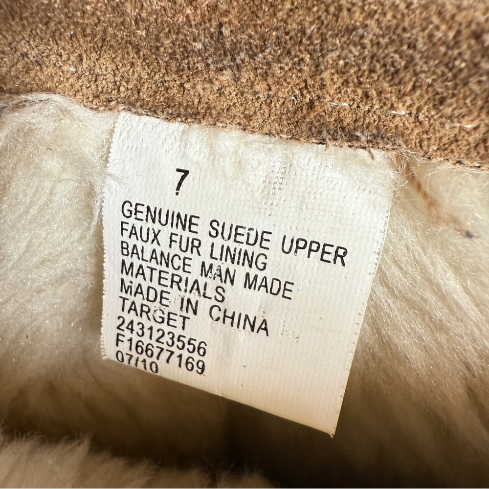 Xhilaration Boots Genuine Suede Tan Faux Fur Lining Women's Size 7 Rubber Sole - Picture 10 of 12